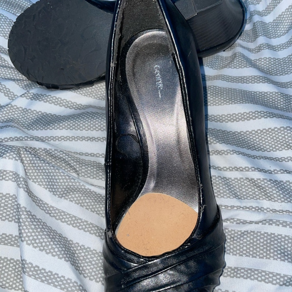 High Heels - Picture 10 of 12